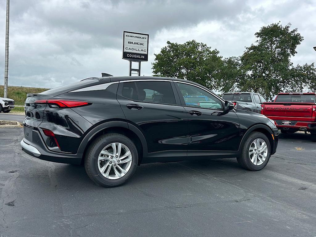 new 2025 Buick Envista car, priced at $27,153