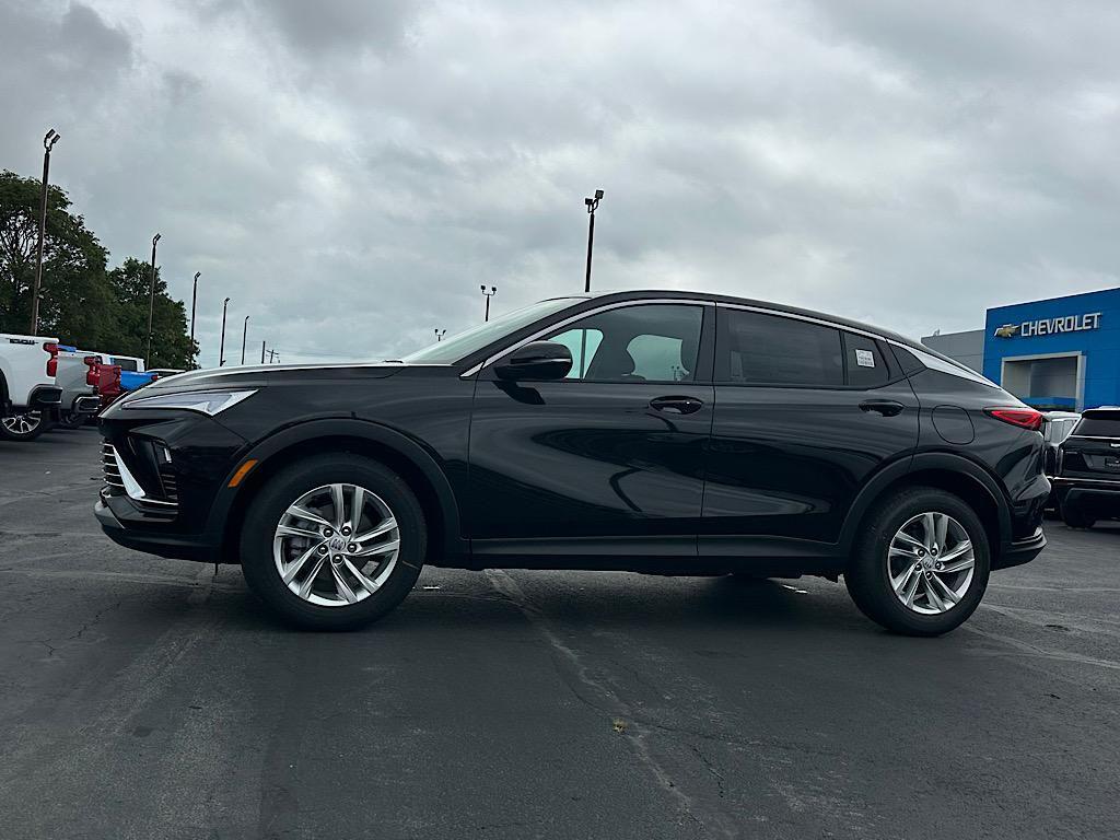 new 2025 Buick Envista car, priced at $27,153