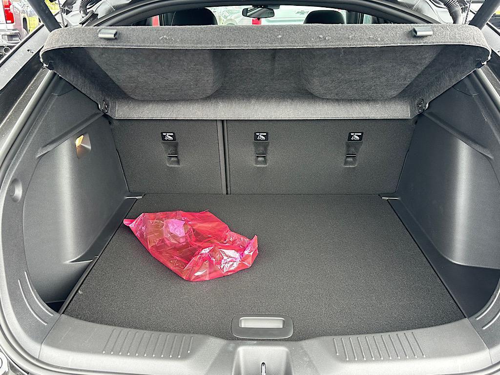 new 2025 Buick Envista car, priced at $27,153