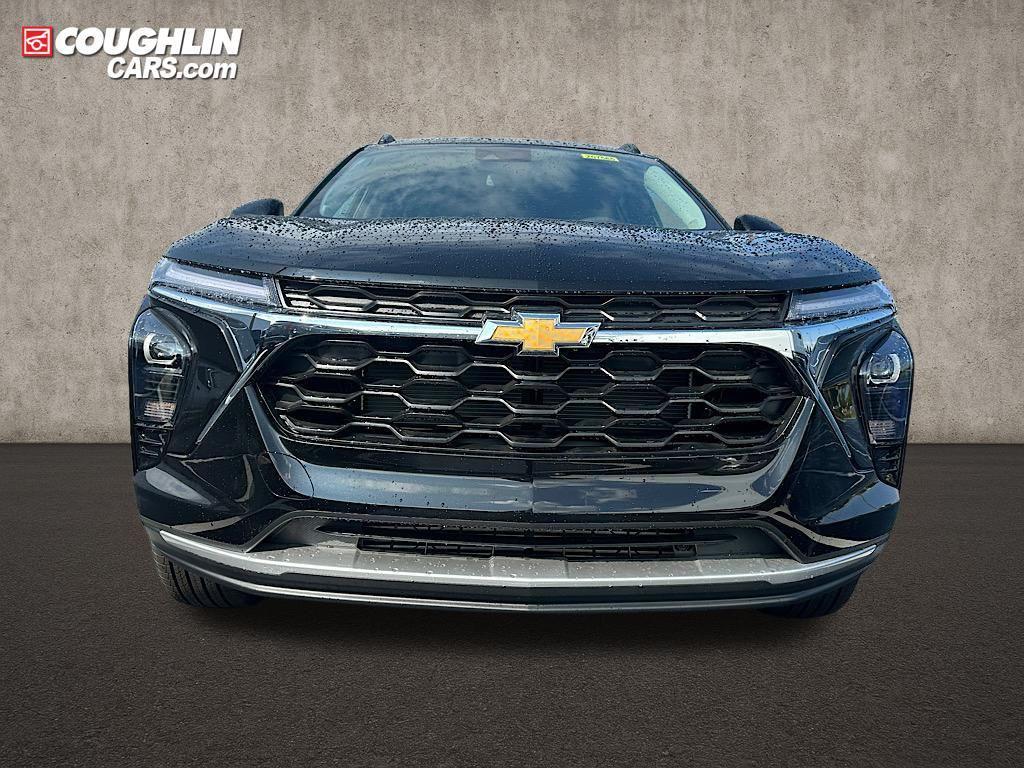 new 2025 Chevrolet Trax car, priced at $25,527