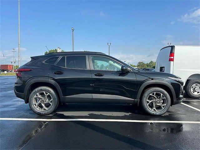 new 2025 Chevrolet Trax car, priced at $25,672