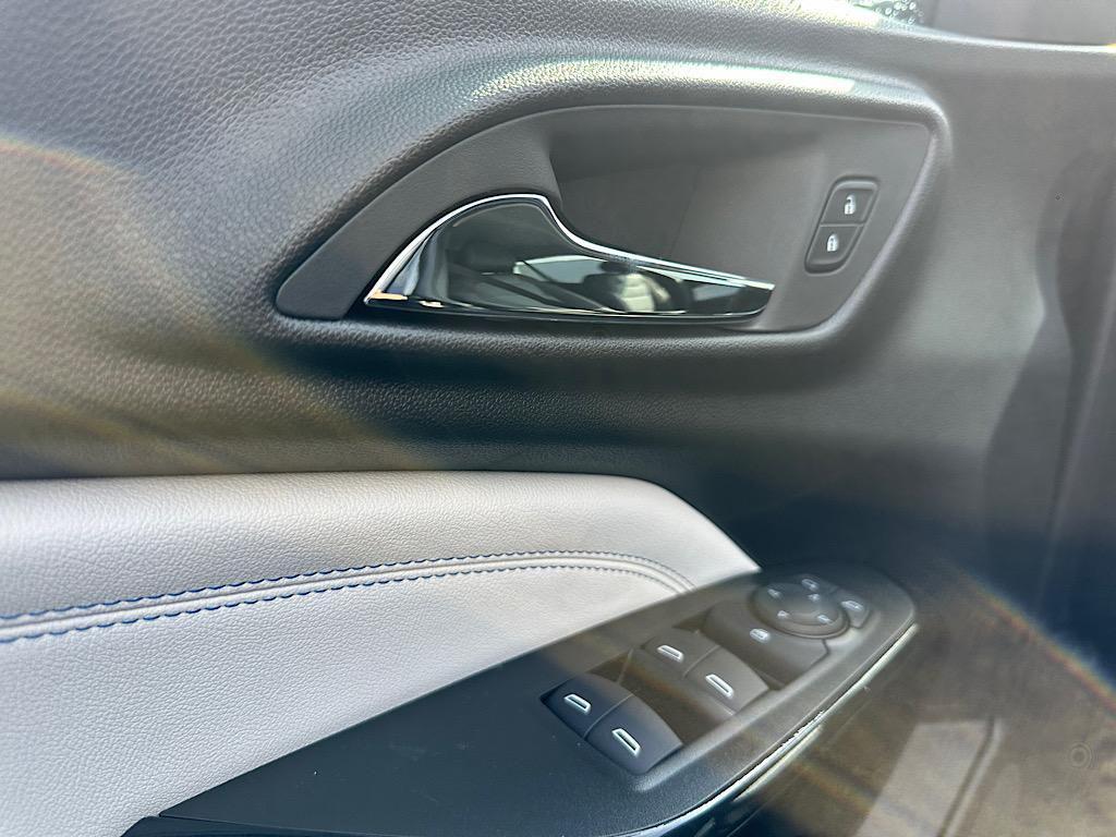 new 2025 Chevrolet Trax car, priced at $25,527