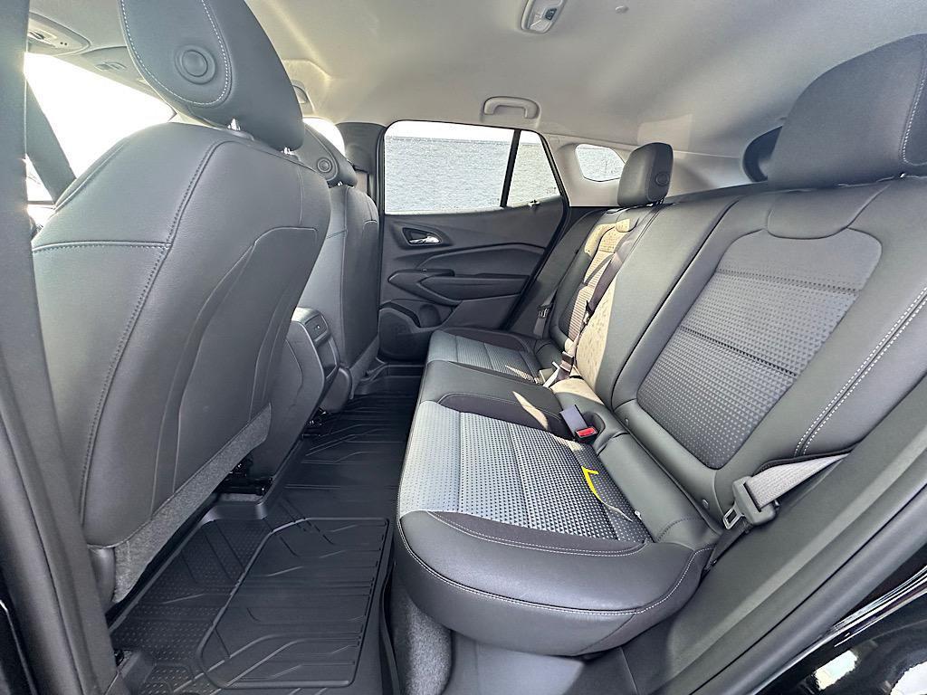 new 2025 Chevrolet Trax car, priced at $25,527