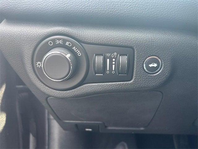 used 2015 Chrysler 200 car, priced at $6,499