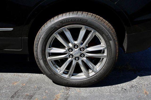 new 2025 Cadillac XT5 car, priced at $59,490