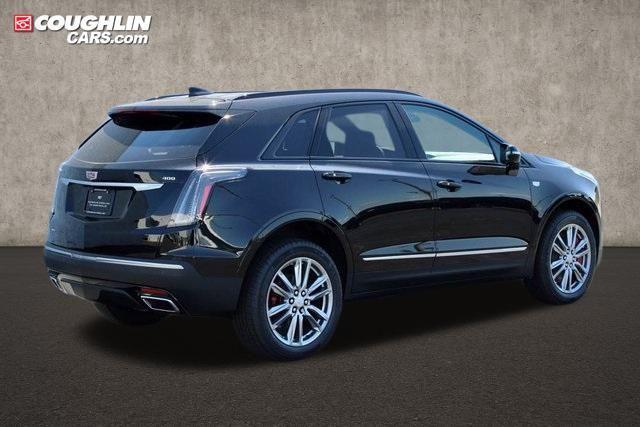 new 2025 Cadillac XT5 car, priced at $59,490