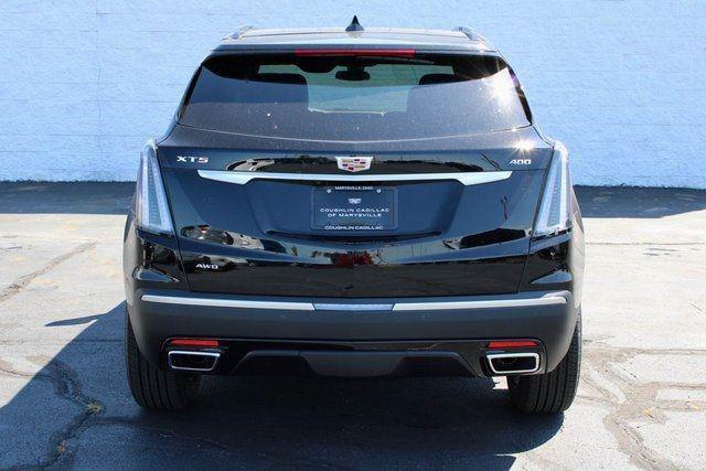 new 2025 Cadillac XT5 car, priced at $59,490