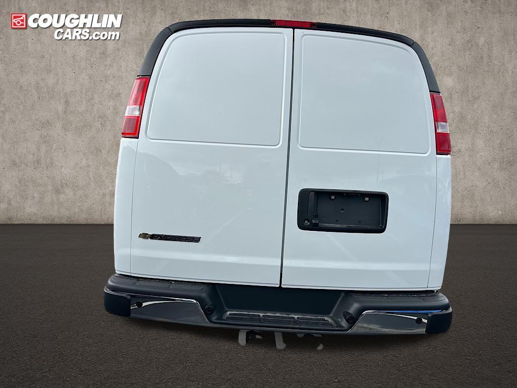 new 2025 Chevrolet Express 3500 car, priced at $50,330