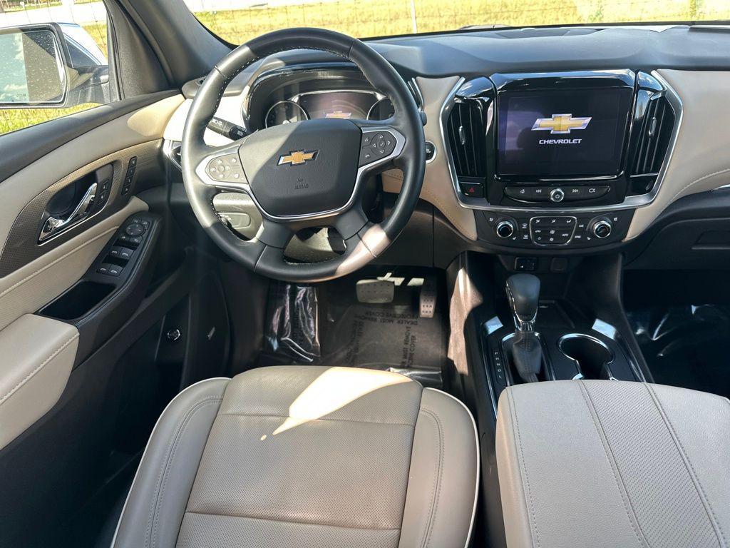 used 2023 Chevrolet Traverse car, priced at $38,422