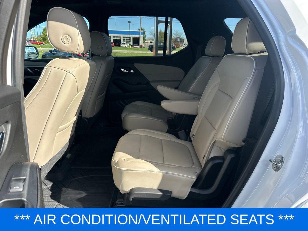 used 2023 Chevrolet Traverse car, priced at $37,230