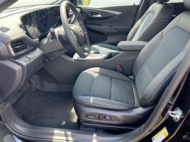 new 2025 Buick Envista car, priced at $26,625