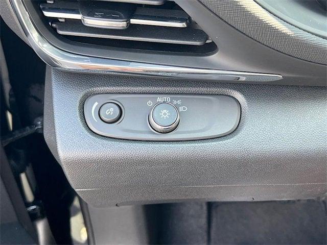 new 2025 Buick Envista car, priced at $26,625