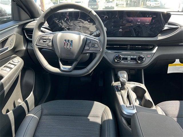 new 2025 Buick Envista car, priced at $26,625