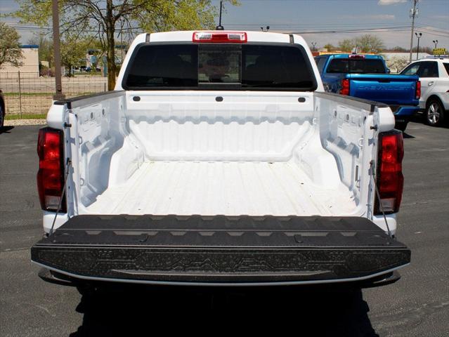 new 2025 Chevrolet Colorado car, priced at $39,955