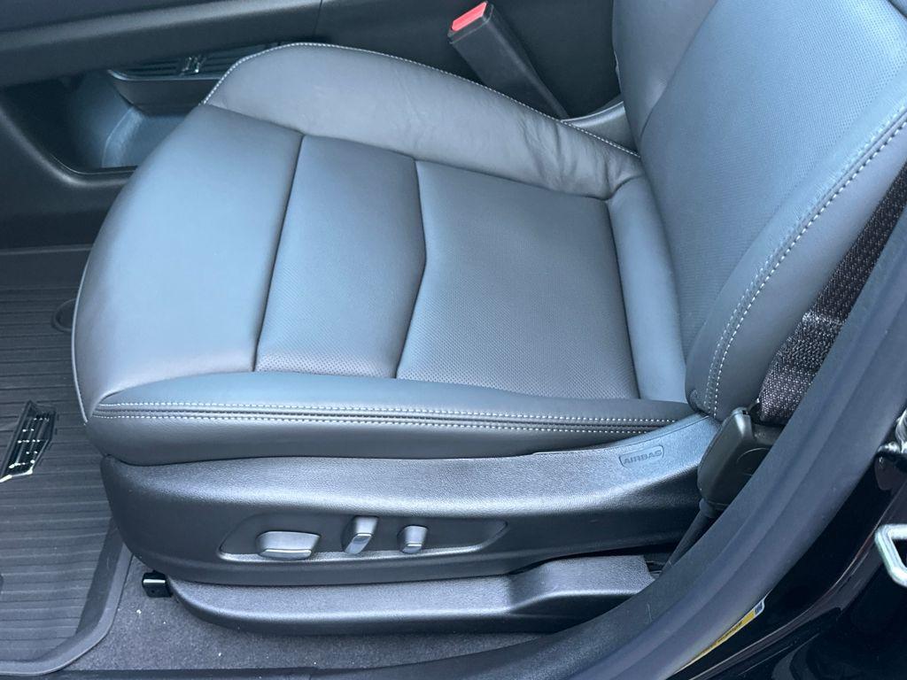 new 2025 Cadillac XT6 car, priced at $66,014