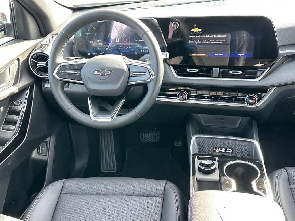 new 2026 Chevrolet Equinox car, priced at $35,984