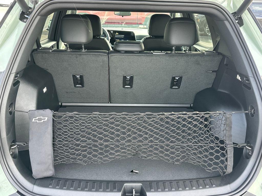 new 2026 Chevrolet Equinox car, priced at $35,984