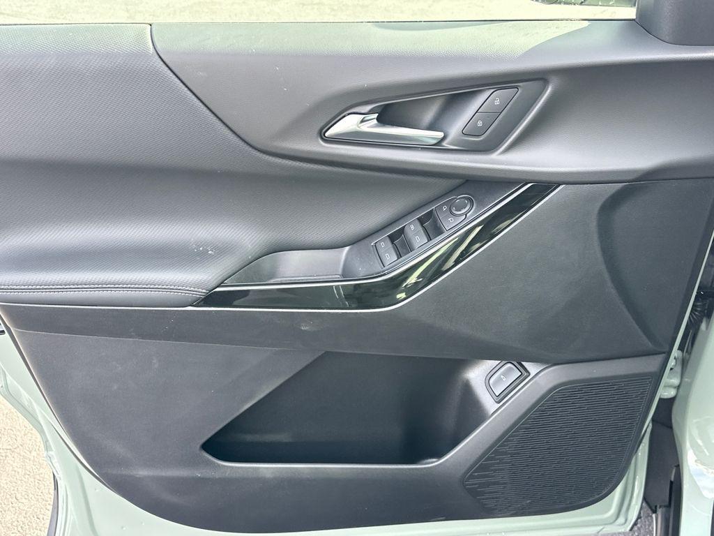 new 2026 Chevrolet Equinox car, priced at $35,984