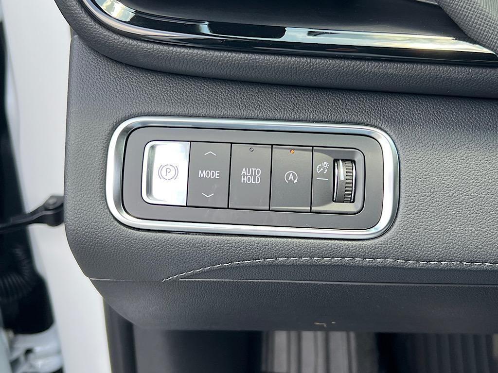 new 2025 Buick Enclave car, priced at $49,361