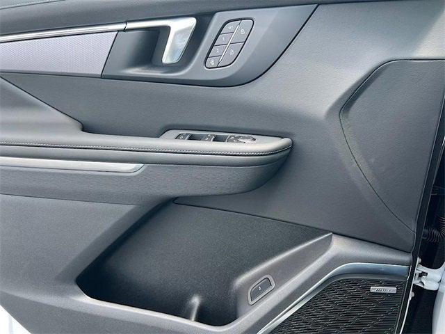 new 2025 Buick Enclave car, priced at $50,574