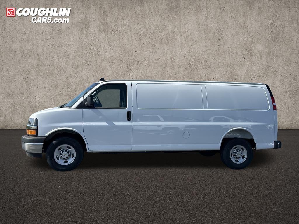 new 2025 Chevrolet Express 3500 car, priced at $50,330