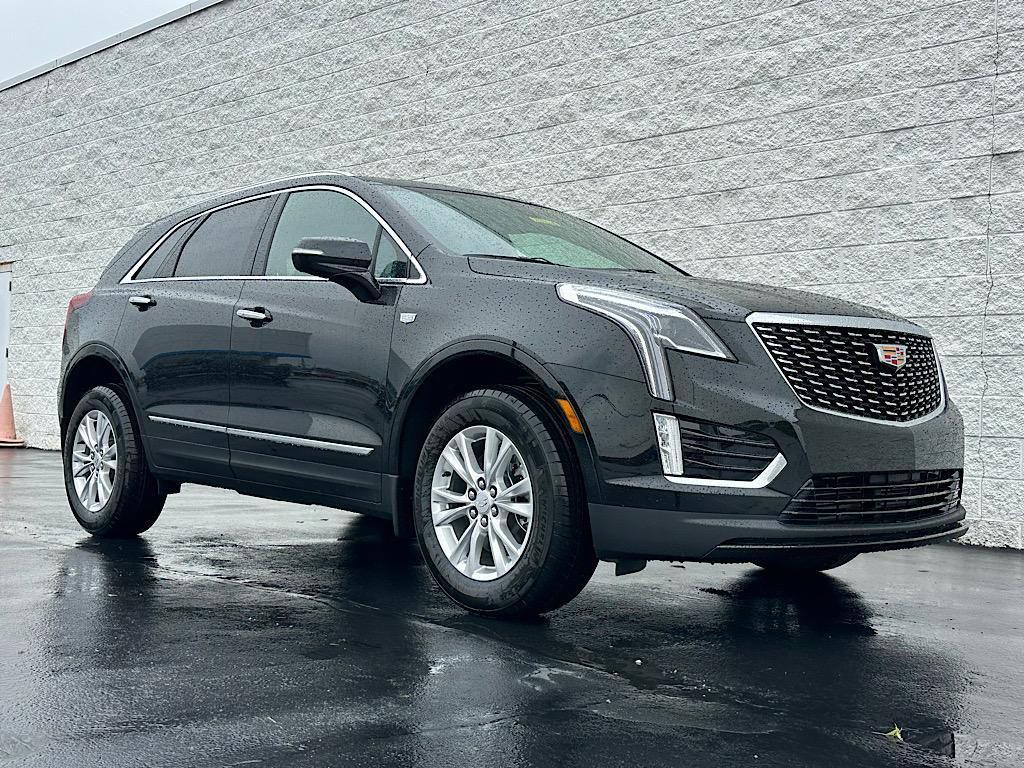 new 2025 Cadillac XT5 car, priced at $47,834