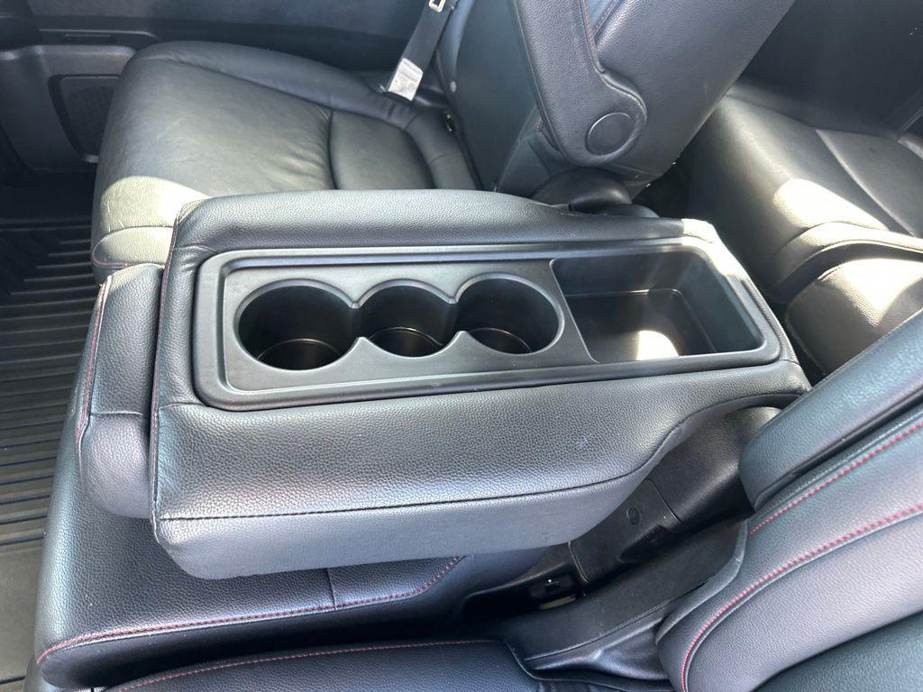 used 2023 Honda Odyssey car, priced at $29,282