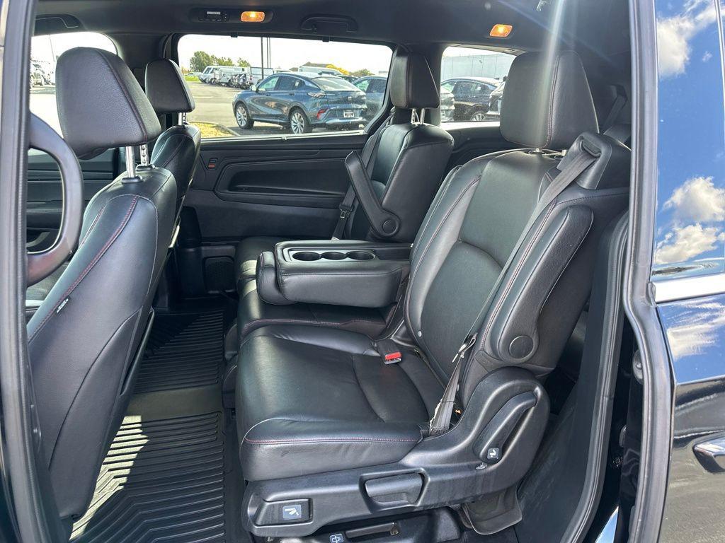 used 2023 Honda Odyssey car, priced at $29,282