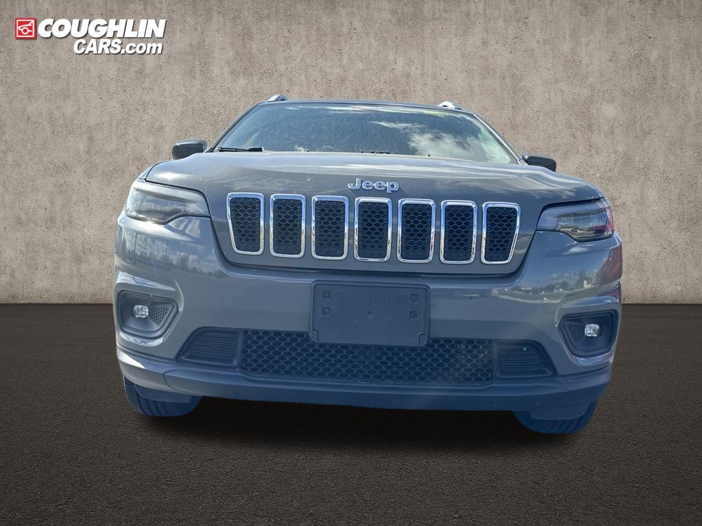 used 2019 Jeep Cherokee car, priced at $12,621