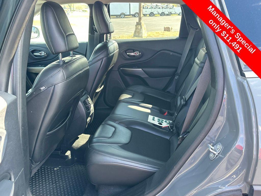 used 2019 Jeep Cherokee car, priced at $11,491