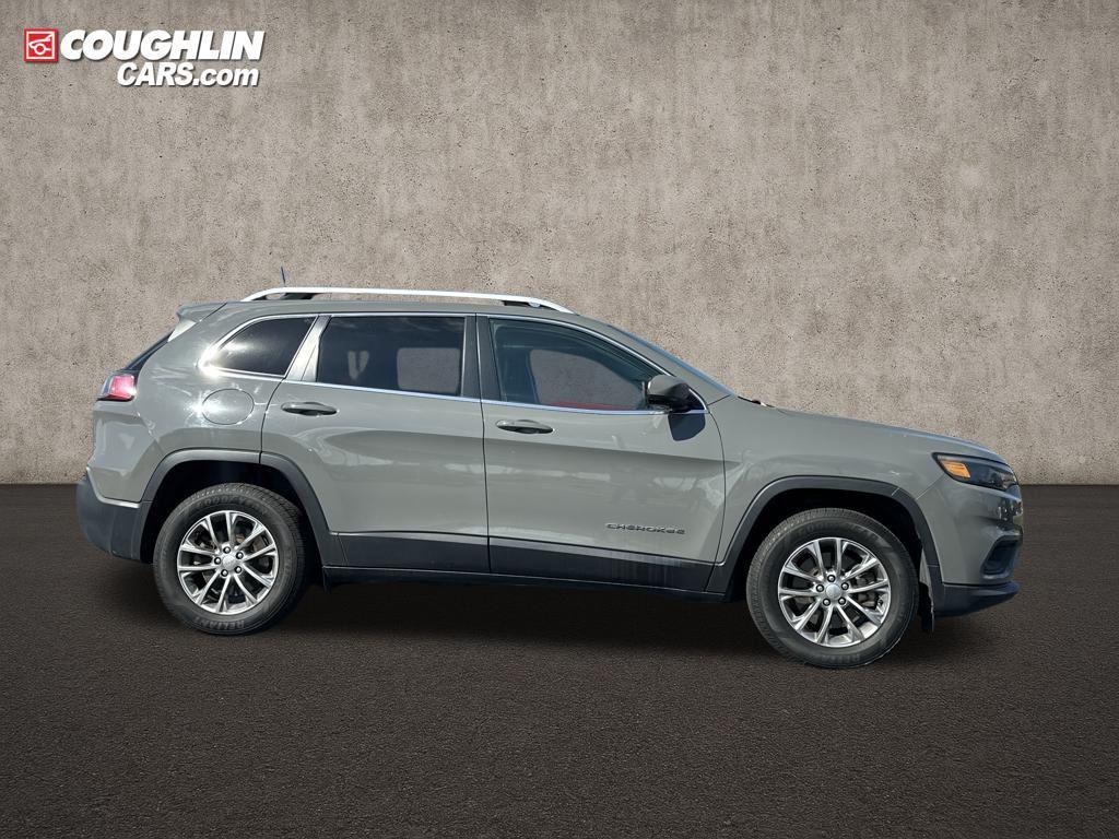 used 2019 Jeep Cherokee car, priced at $12,621