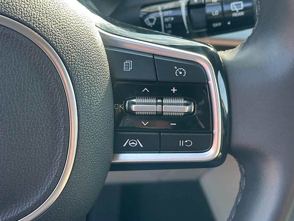 used 2023 Kia Carnival car, priced at $29,932