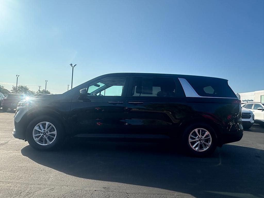 used 2023 Kia Carnival car, priced at $29,932