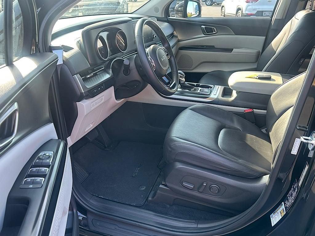 used 2023 Kia Carnival car, priced at $29,932