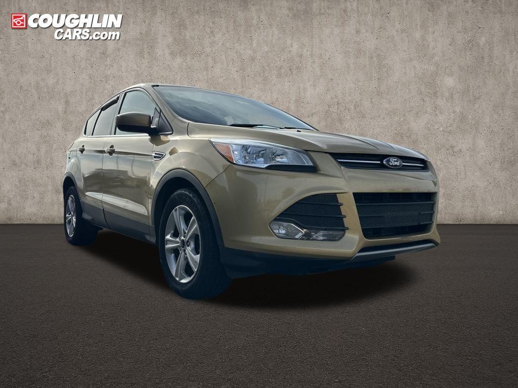 used 2014 Ford Escape car, priced at $7,616
