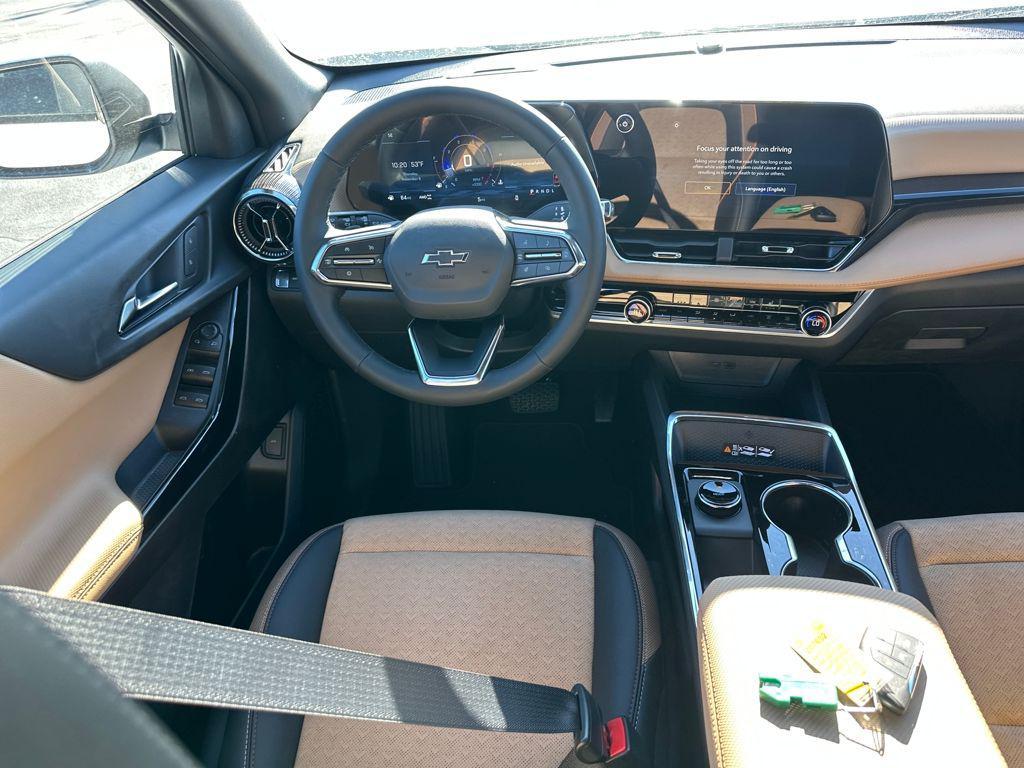 new 2026 Chevrolet Equinox car, priced at $37,163