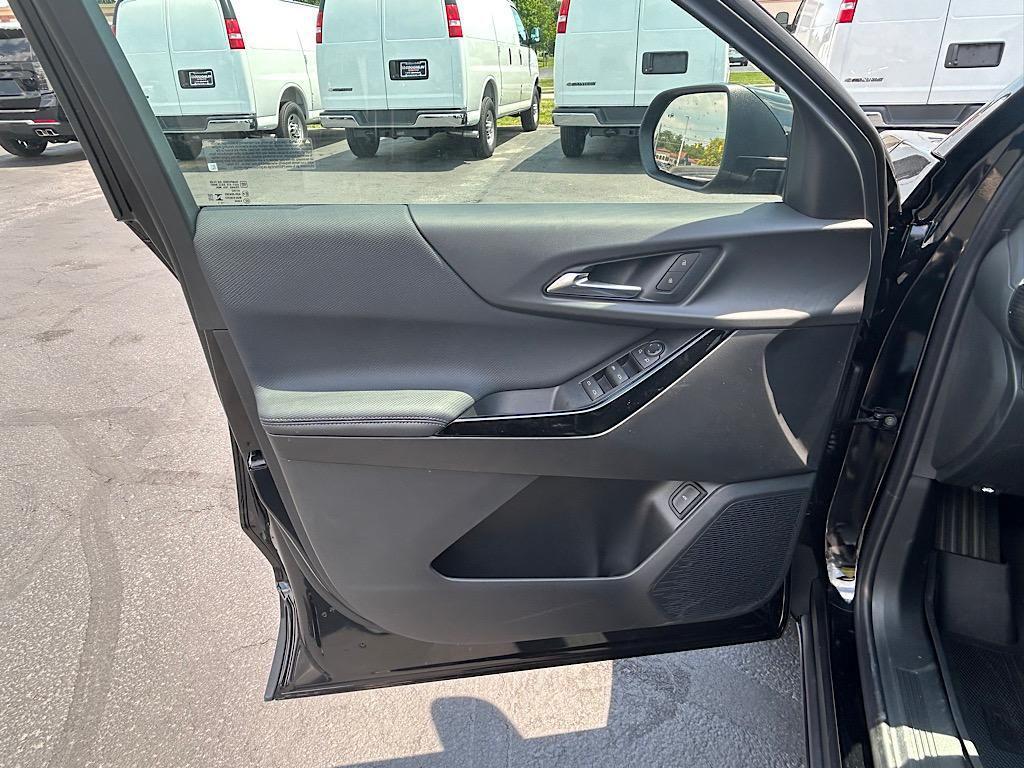 new 2026 Chevrolet Equinox car, priced at $34,465