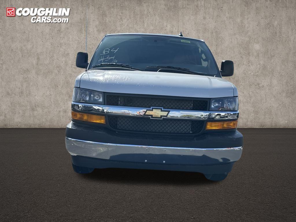 new 2025 Chevrolet Express 3500 car, priced at $50,448