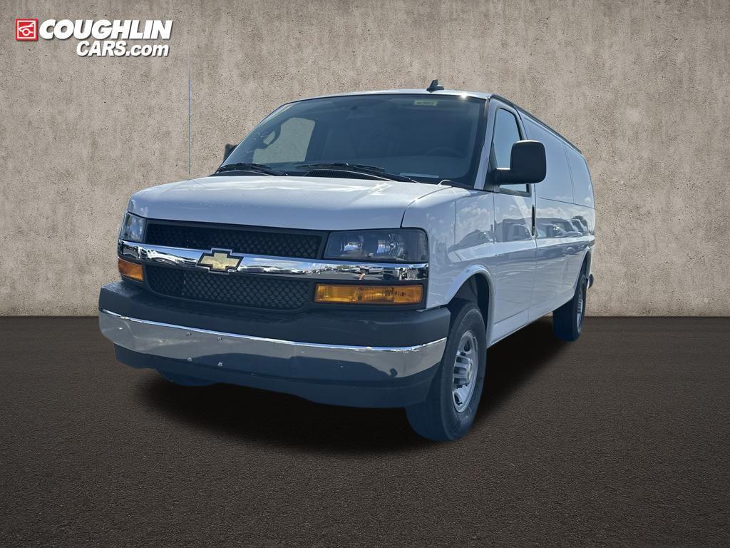 new 2025 Chevrolet Express 3500 car, priced at $50,448
