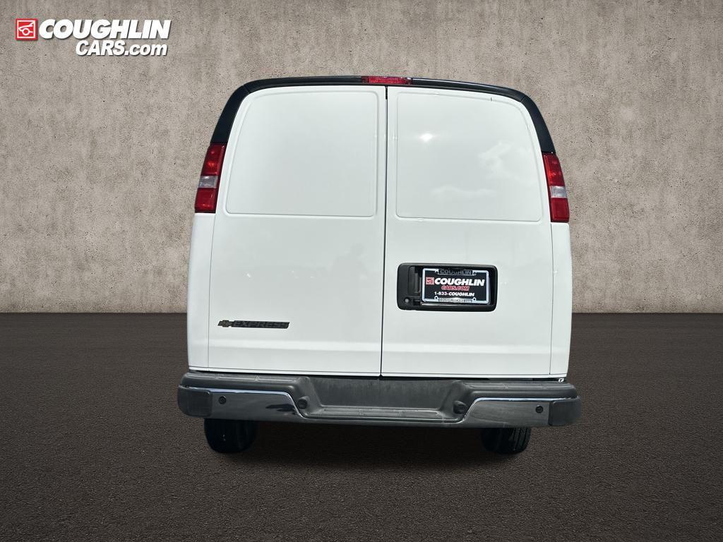 new 2025 Chevrolet Express 3500 car, priced at $50,448