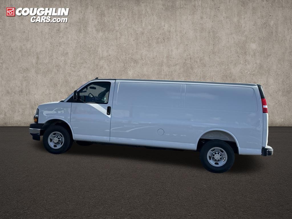 new 2025 Chevrolet Express 3500 car, priced at $50,448