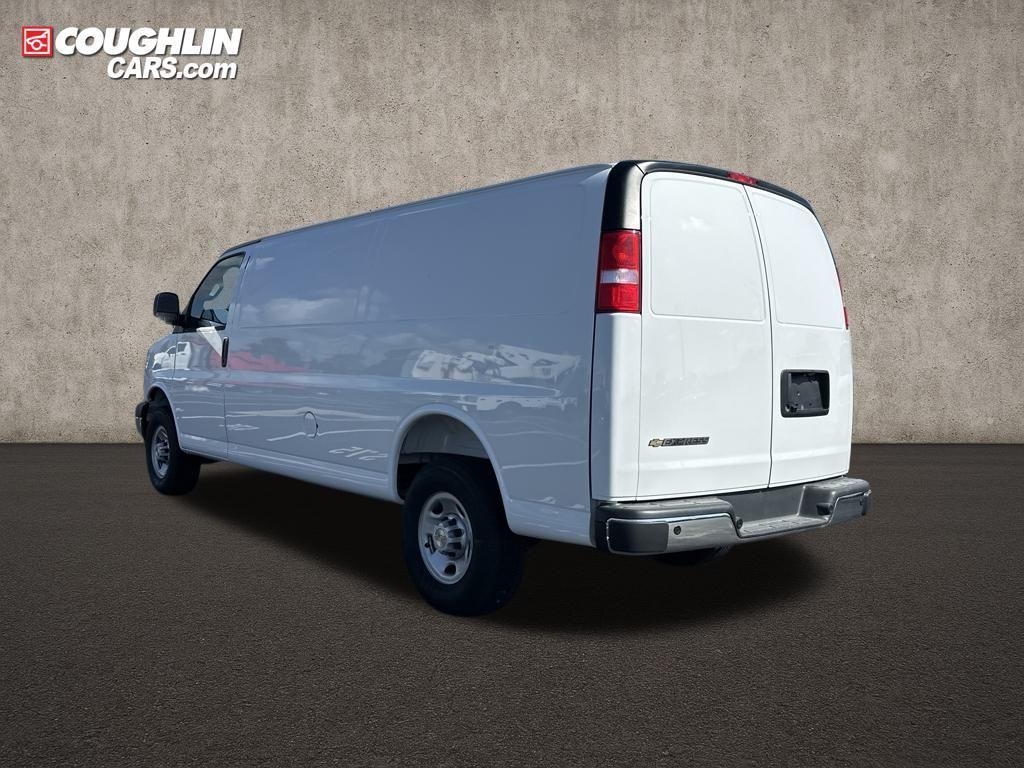 new 2025 Chevrolet Express 3500 car, priced at $50,330