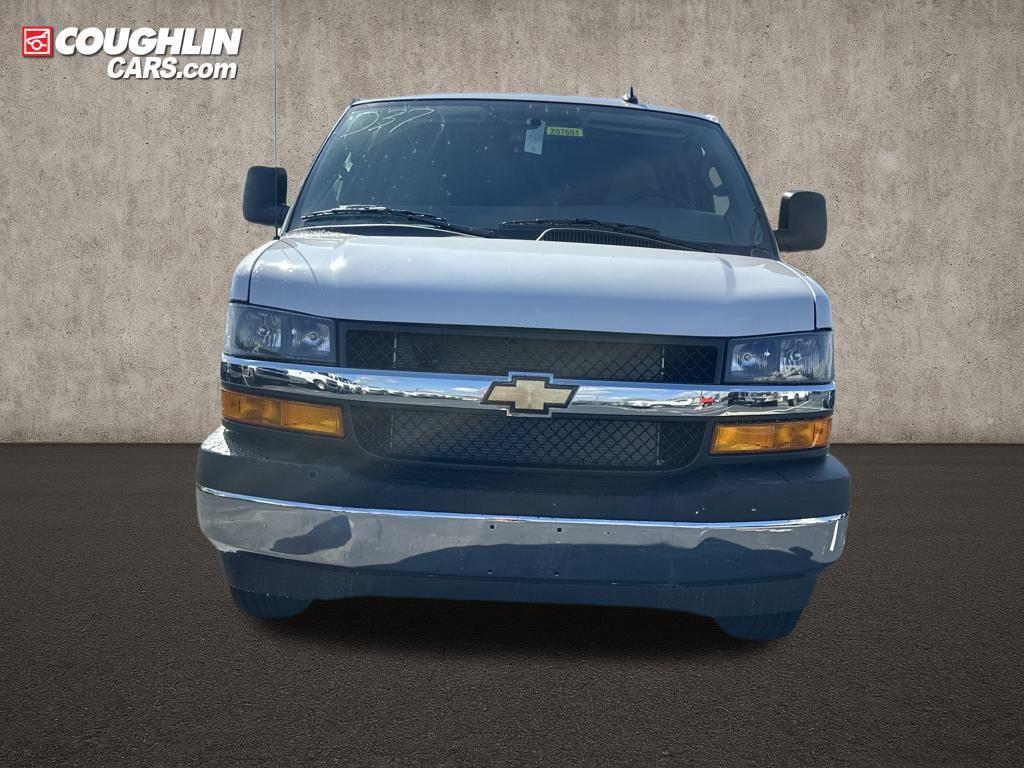 new 2025 Chevrolet Express 3500 car, priced at $50,330