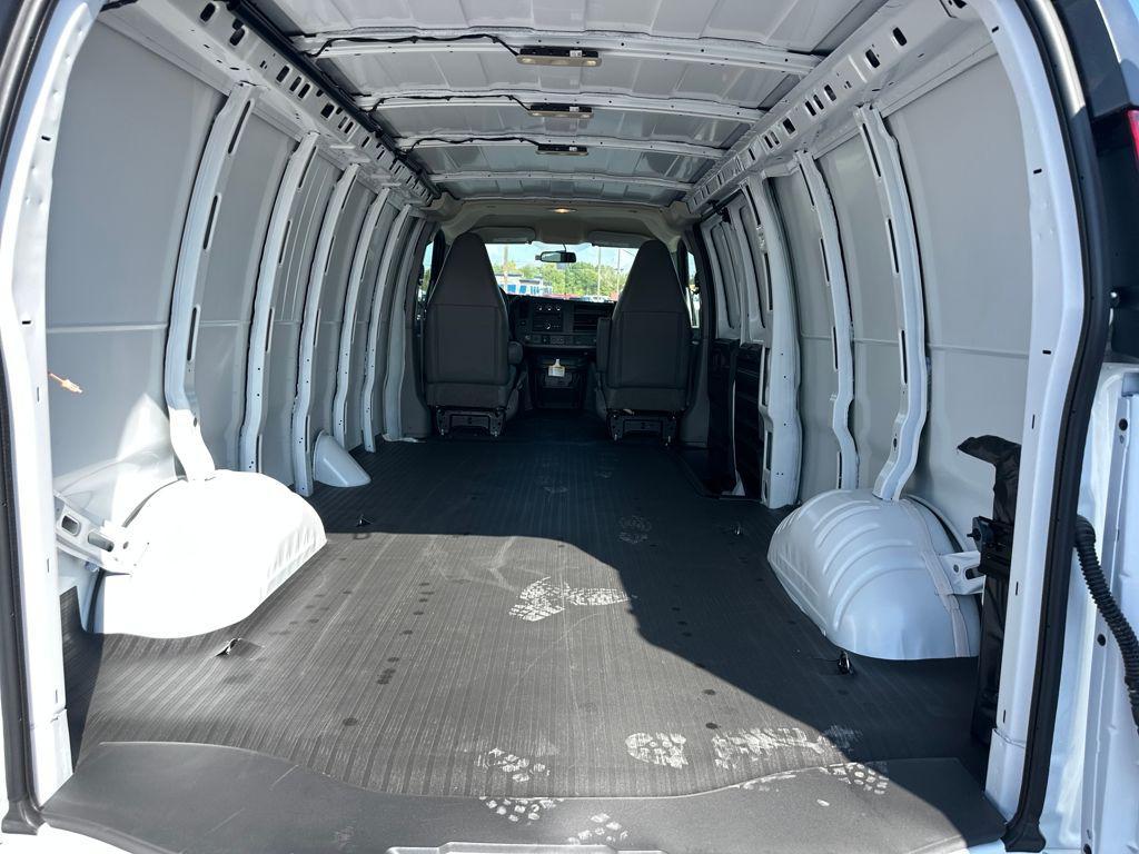 new 2025 Chevrolet Express 3500 car, priced at $50,330