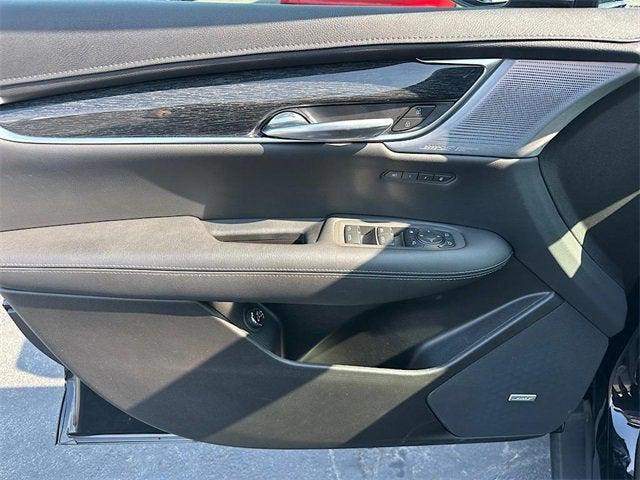 used 2022 Cadillac XT5 car, priced at $36,250