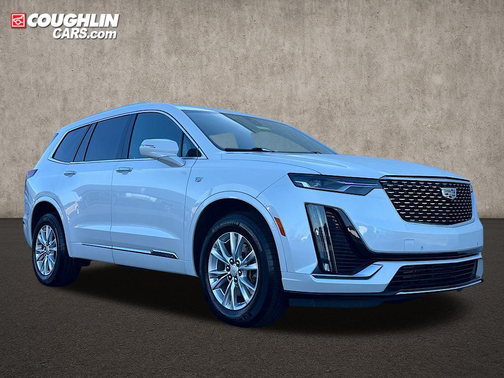 used 2023 Cadillac XT6 car, priced at $34,035