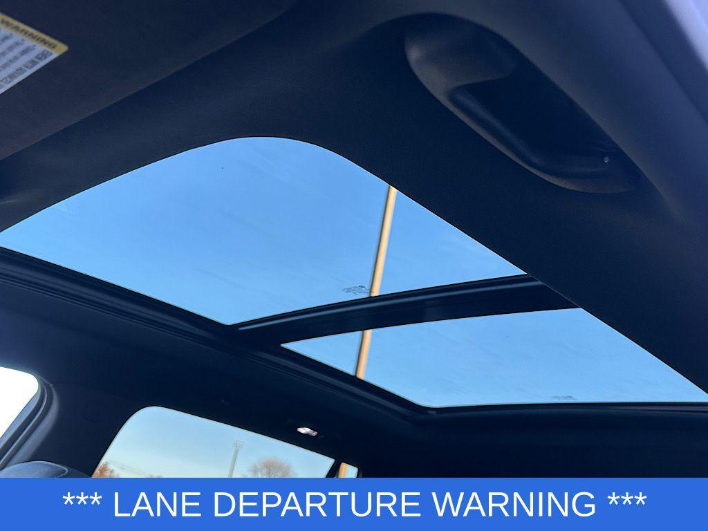 used 2023 Cadillac XT6 car, priced at $34,035