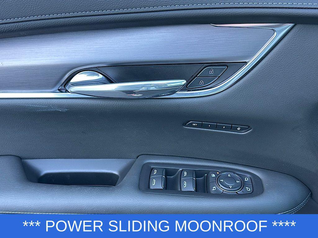 used 2023 Cadillac XT6 car, priced at $34,035