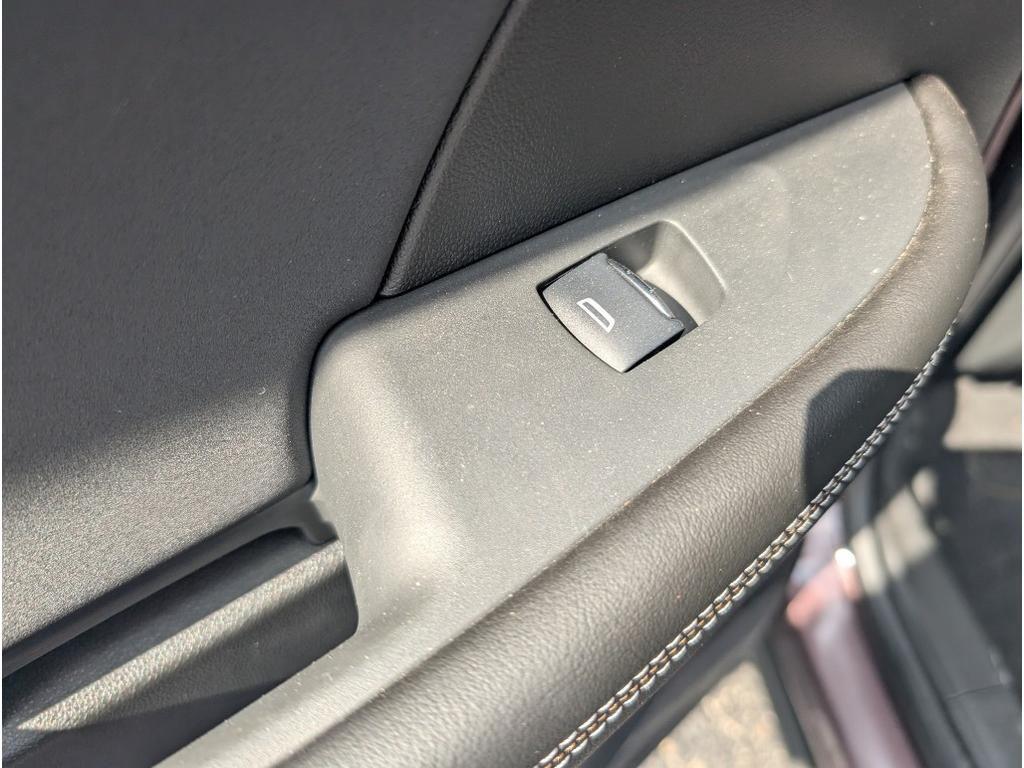 new 2025 Buick Envision car