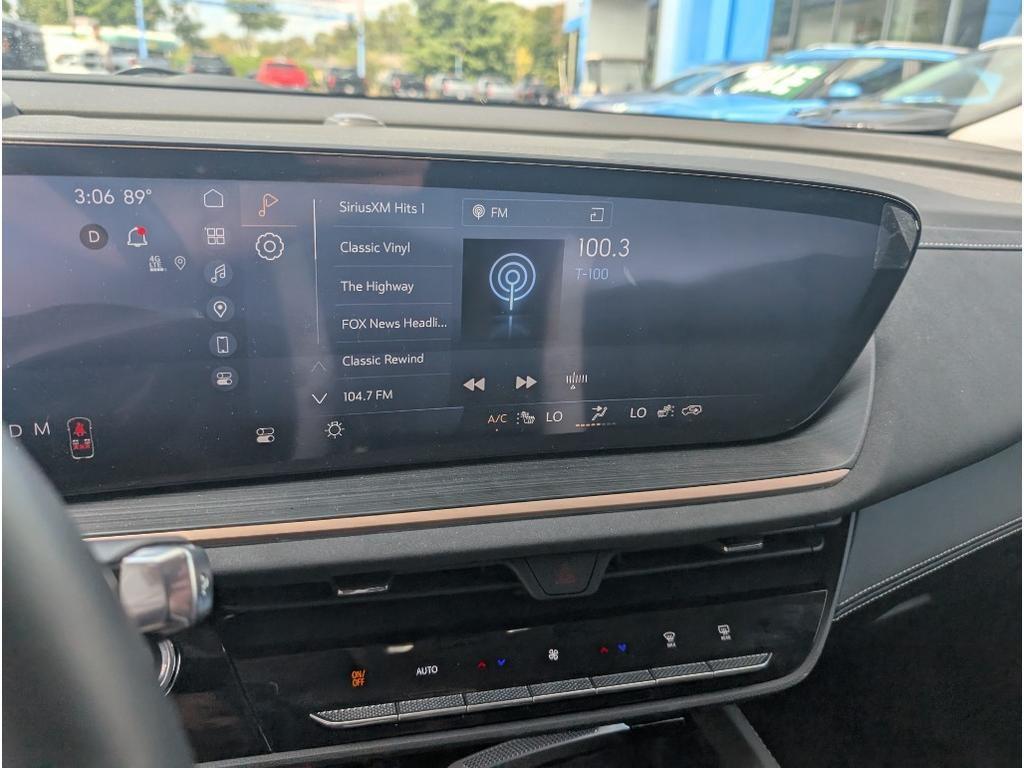 new 2025 Buick Envision car